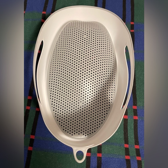 Angelcare Baby Bath Tub Support in Gray - Picture 3 of 7